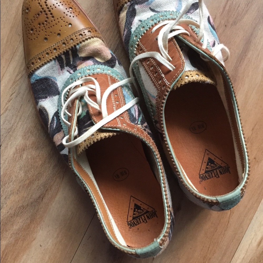 John Fluevog Gateways, lace-up brogue, size 10W/8M